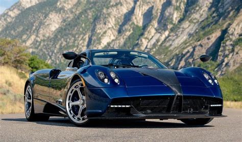 custom pagani huayra.